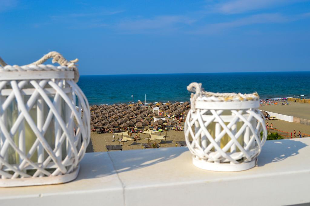 Bed and Breakfast Sottosopra Margherita Di Savoia Exterior foto